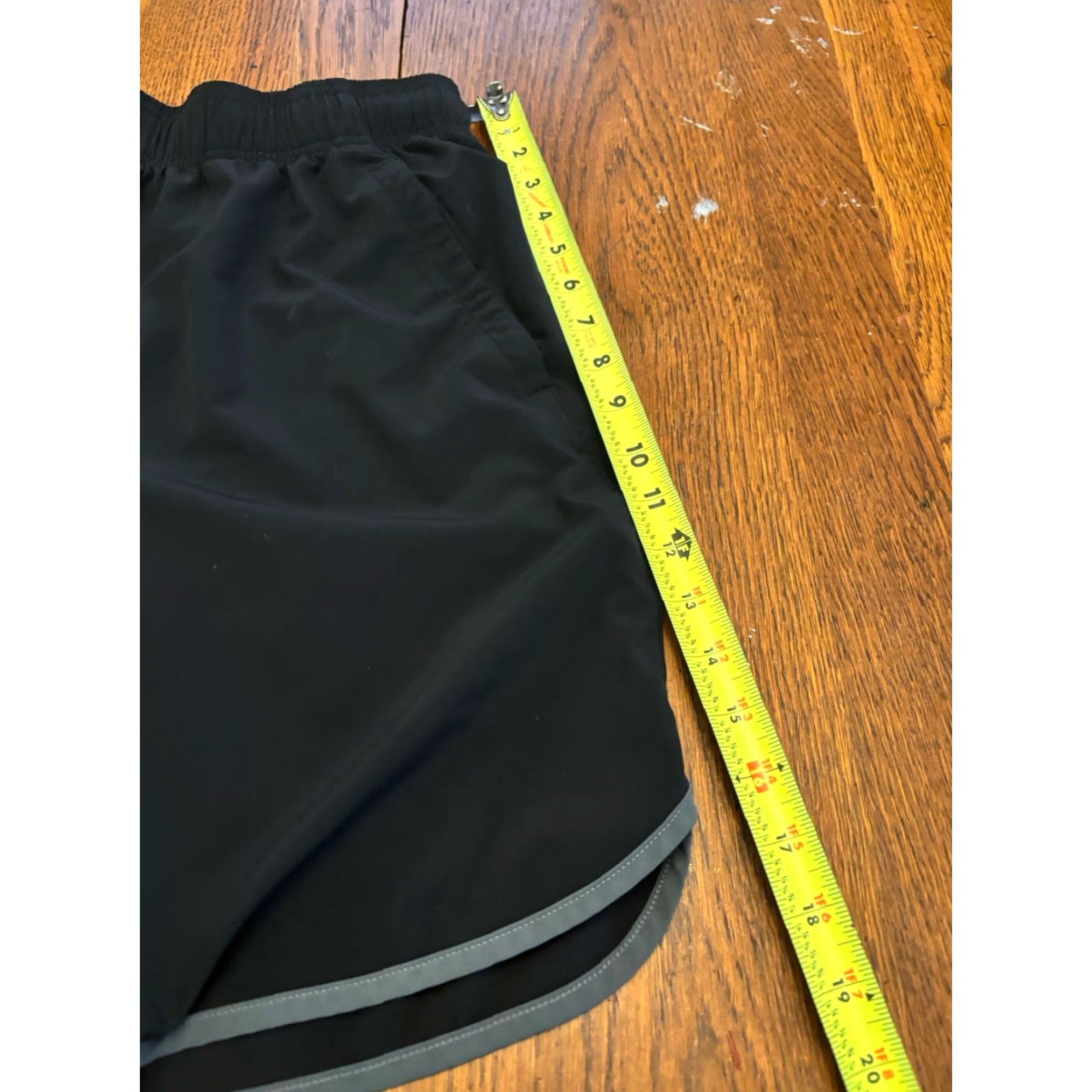 Under Armour Under Armour Shorts Mens Lightweight Athletic Running Gym M Pockets Drawstring Elastic Waist Blue Outdoor Sports Mens Size US 31 - 2 Thumbnail