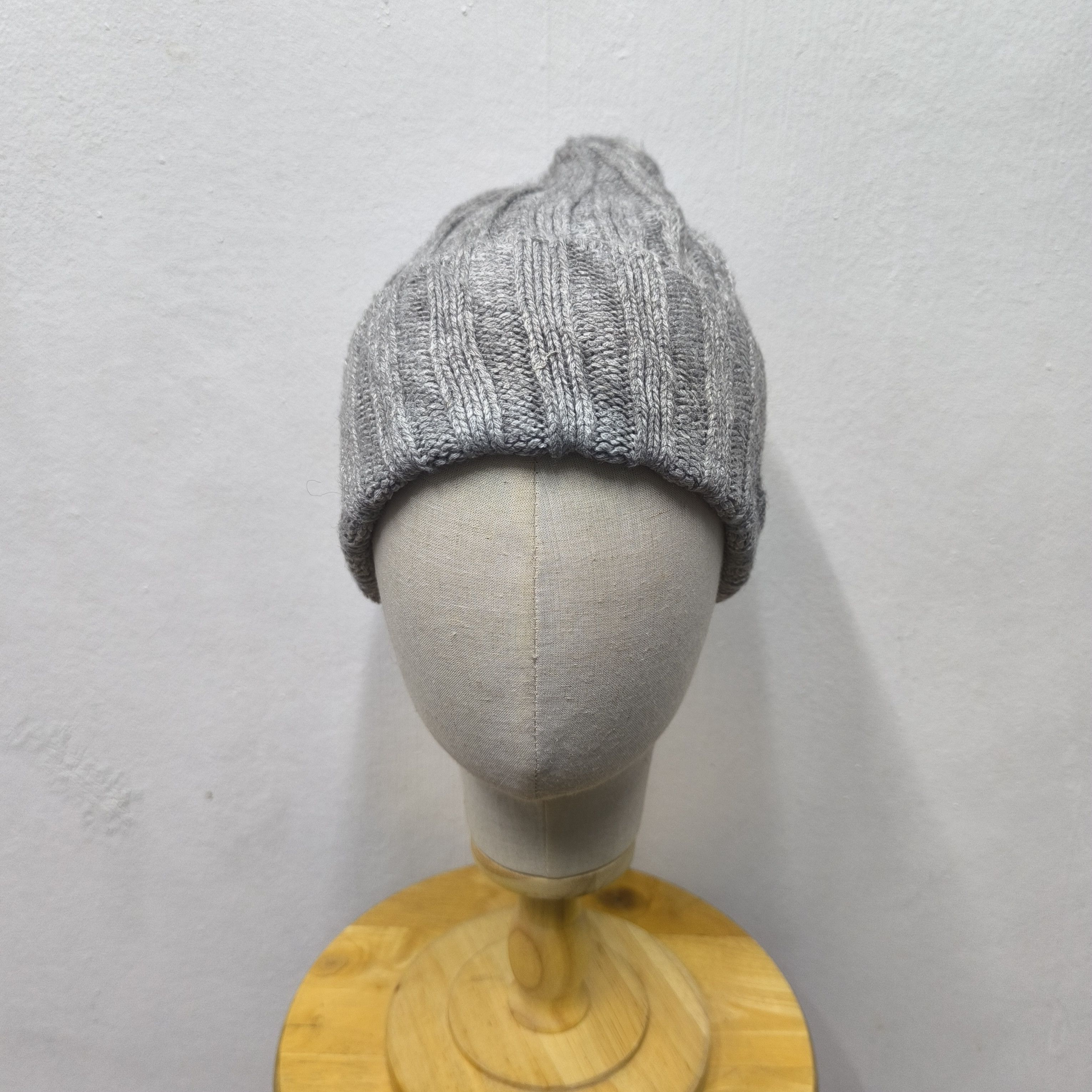 Japanese Brand 💥 Japanese brand uniqlo heattech beanie hat Size ONE SIZE - 2 Thumbnail