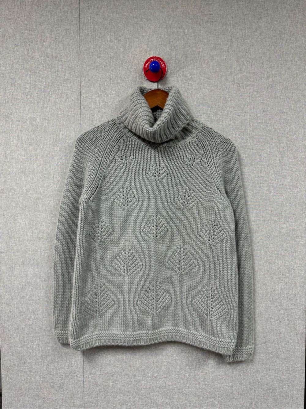Loro Piana Loro Piana Leaf Pattern Turtleneck Sweater Size 40 Size S / US 4 / IT 40 - 1 Thumbnail