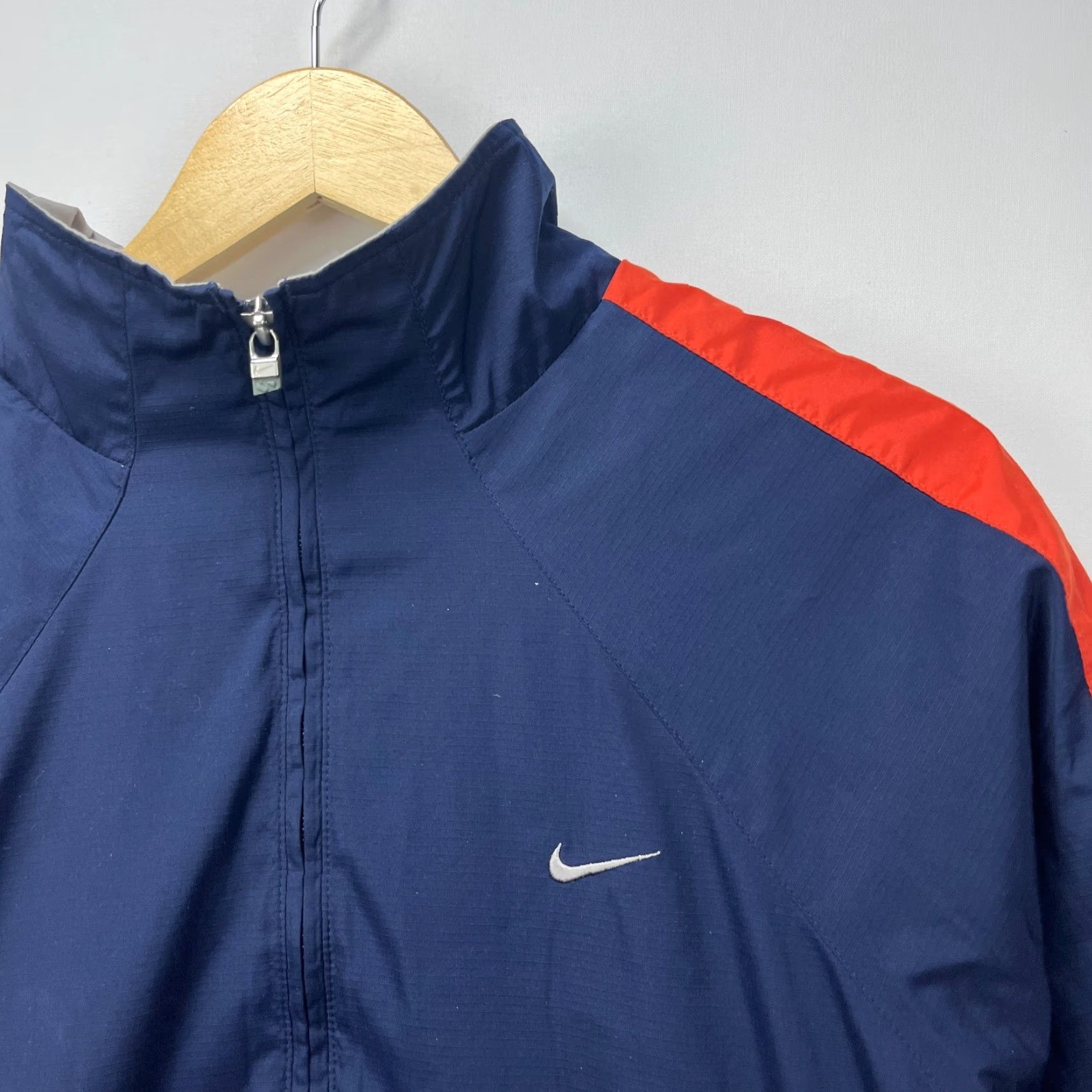 Nike VINTAGE Nike Track Windbreaker Jacket L Mens Blue Size US L / EU 52-54 / 3 - 3 Thumbnail