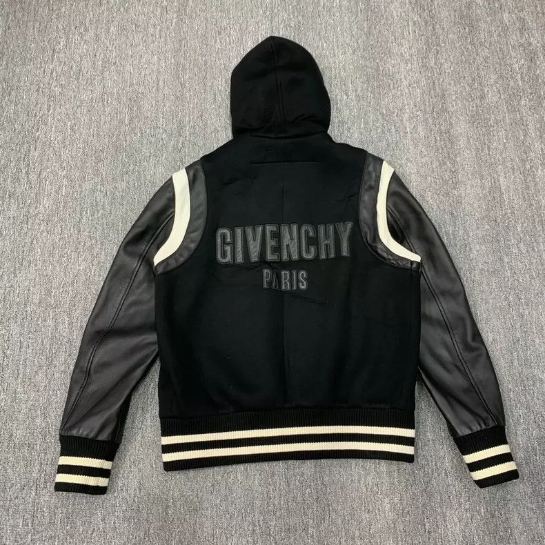 Givenchy Givenchy Size 52Black Leather Sleeve with Letter Logo on Ba Size US XL / EU 56 / 4 - 2 Thumbnail