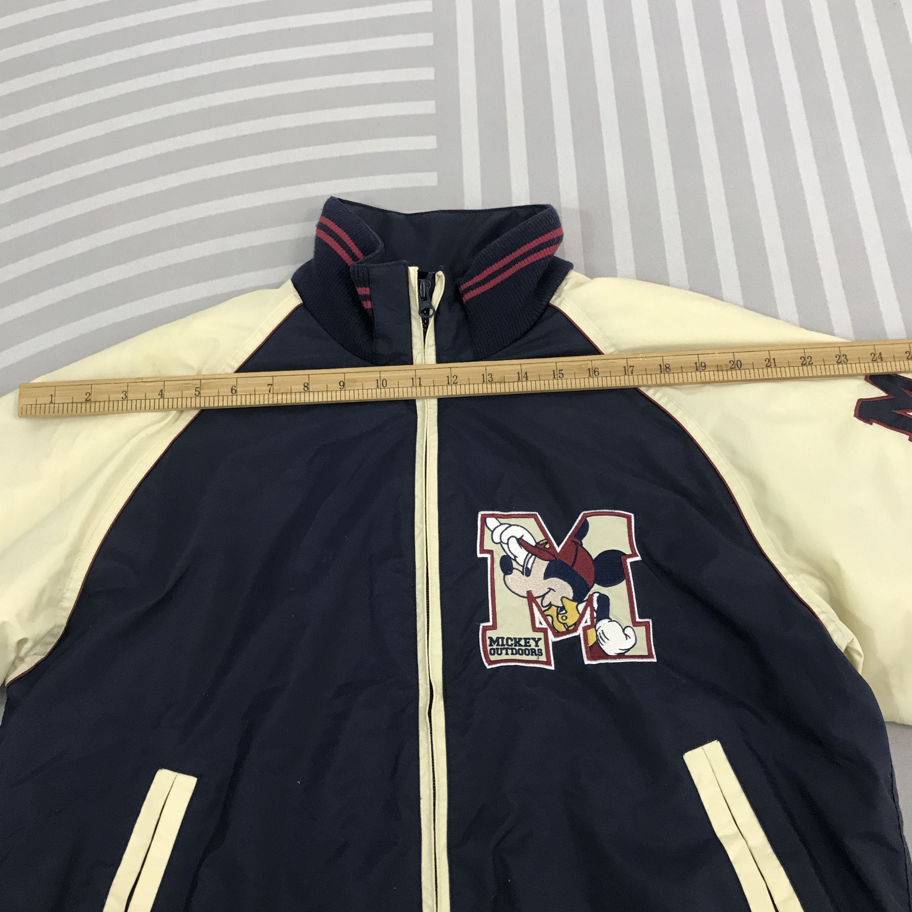 Japanese Brand × Mickey Mouse × Vintage Vintage Mickey Mouse x Logos outdoor jacket Size US L / EU 52-54 / 3 - 5 Thumbnail