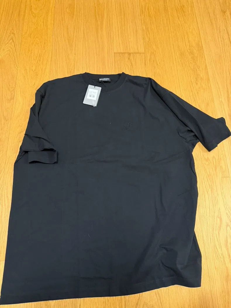 Balenciaga Balenciaga short sleeves Size US L / EU 52-54 / 3 - 1 Thumbnail