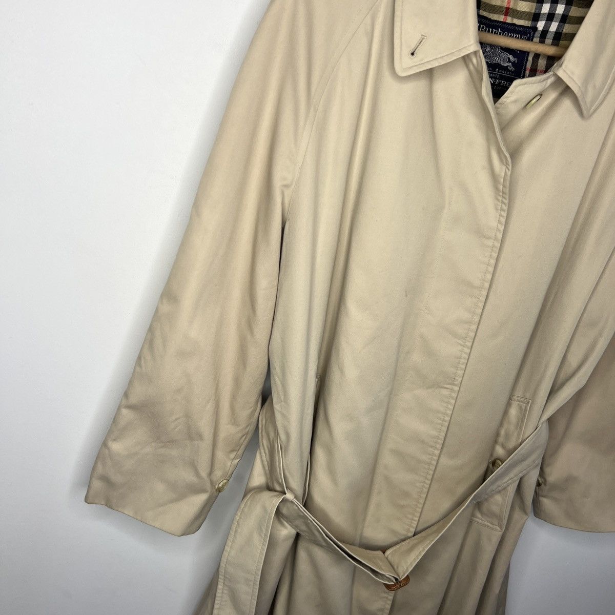 Burberry Vintage Burberry Trench Coat 90s Nova Check Beige Belted Size US S / EU 44-46 / 1 - 3 Thumbnail