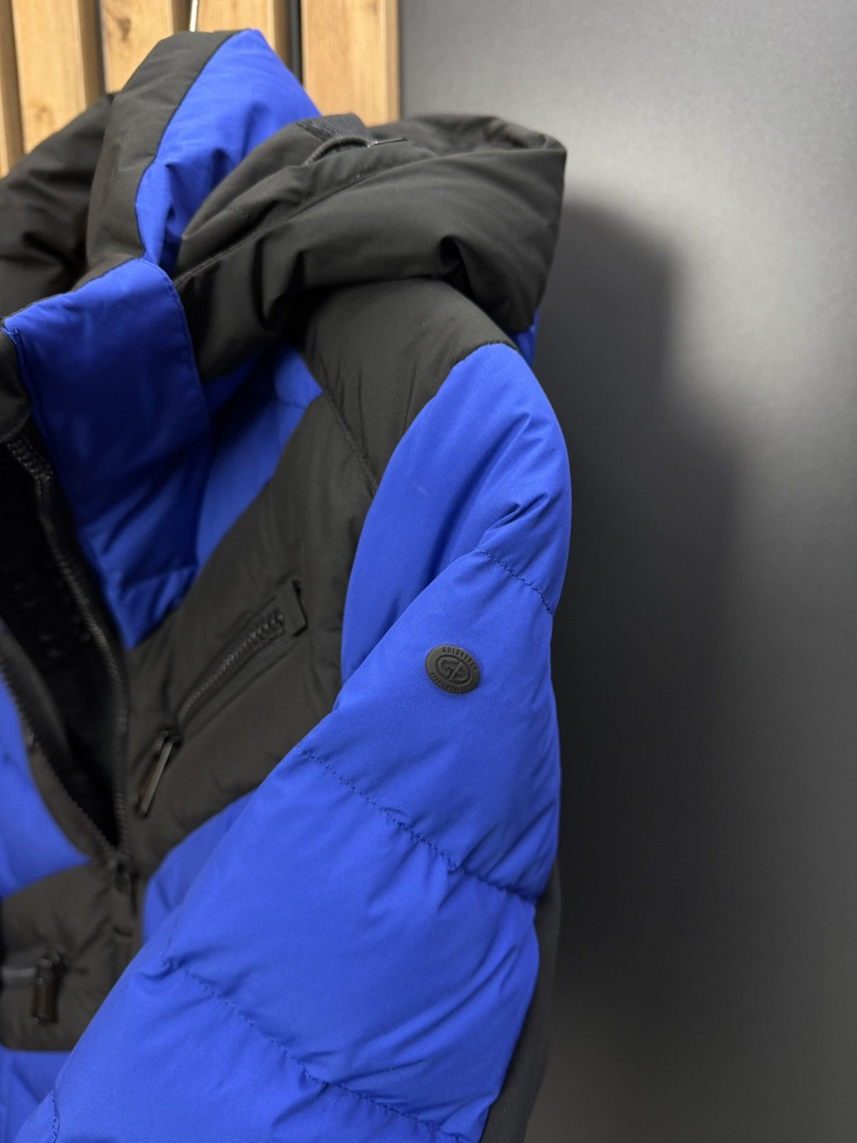 Goldbergh Goldbergh Down Ski Jacket Puffer Hooded Luxury Sports Size M / US 6-8 / IT 42-44 - 9 Thumbnail