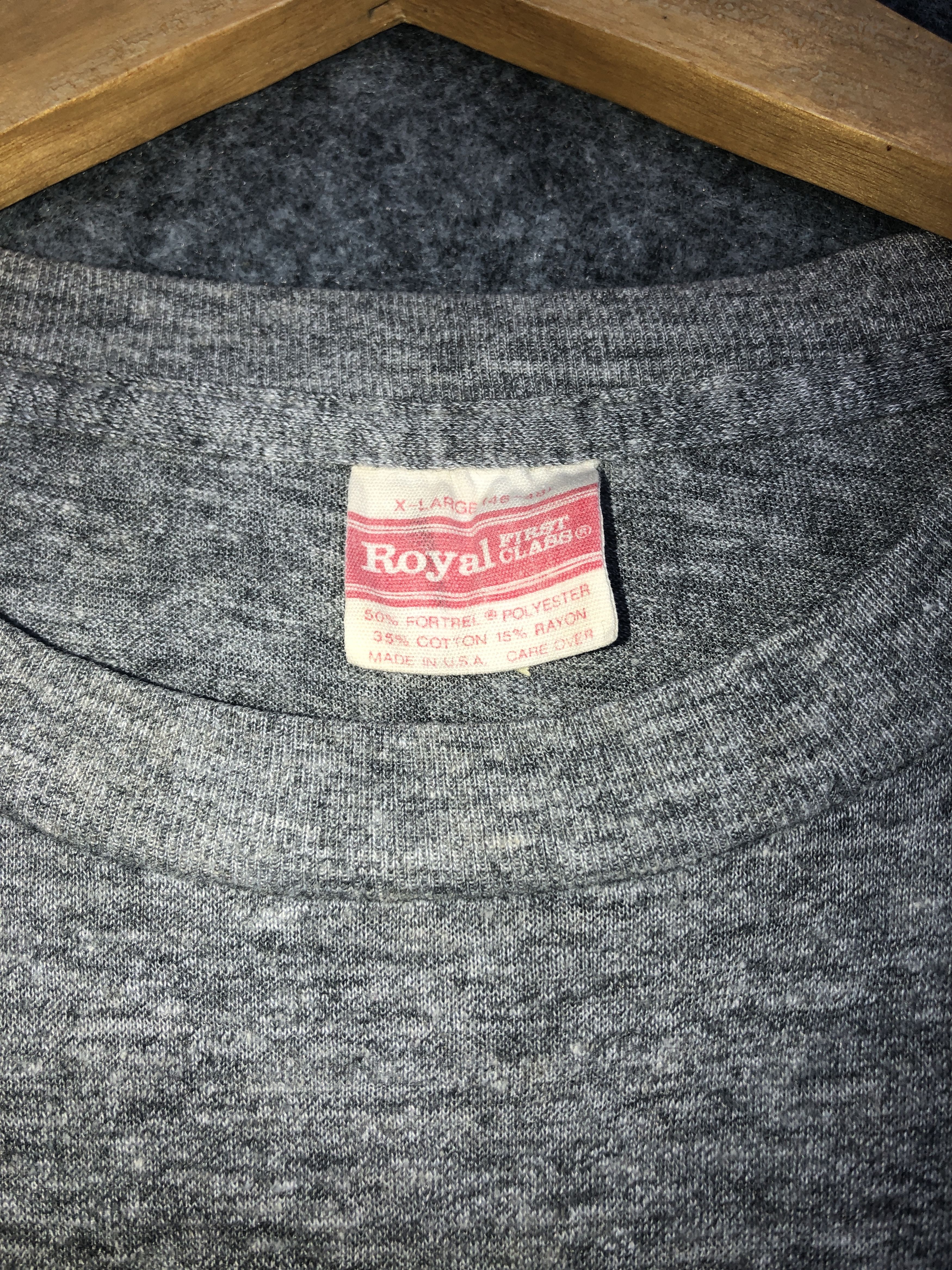 Vintage Vintage USS Santa Barbara Rayon Tri Blend T-Shirt Size US XL / EU 56 / 4 - 3 Thumbnail