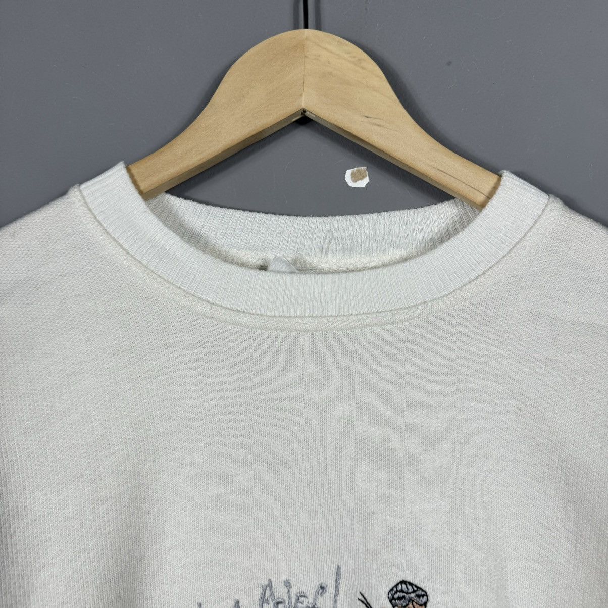 Vintage Vintage 80s “He’s a chief” Embroidered Swratshirt Size US M / EU 48-50 / 2 - 3 Thumbnail