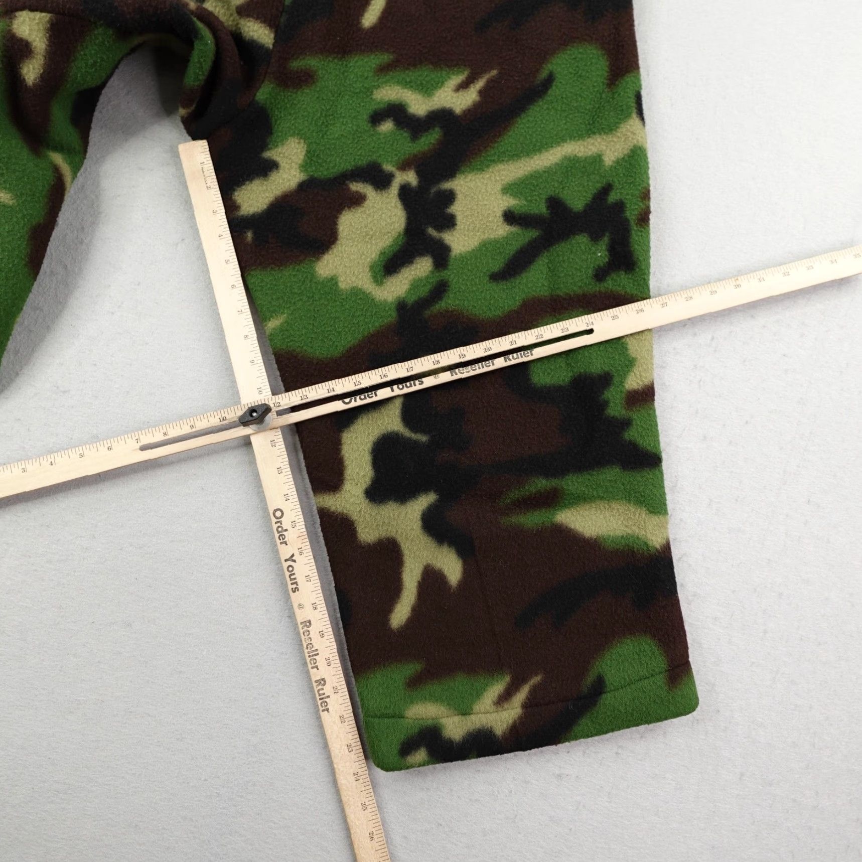 Vintage VINTAGE Cabela's Pants Mens 3XL Camo Whitetail Polartec Fleece Hunting Hemmed USA Pants 90s Camouflage Mens Size US 39 - 7 Thumbnail