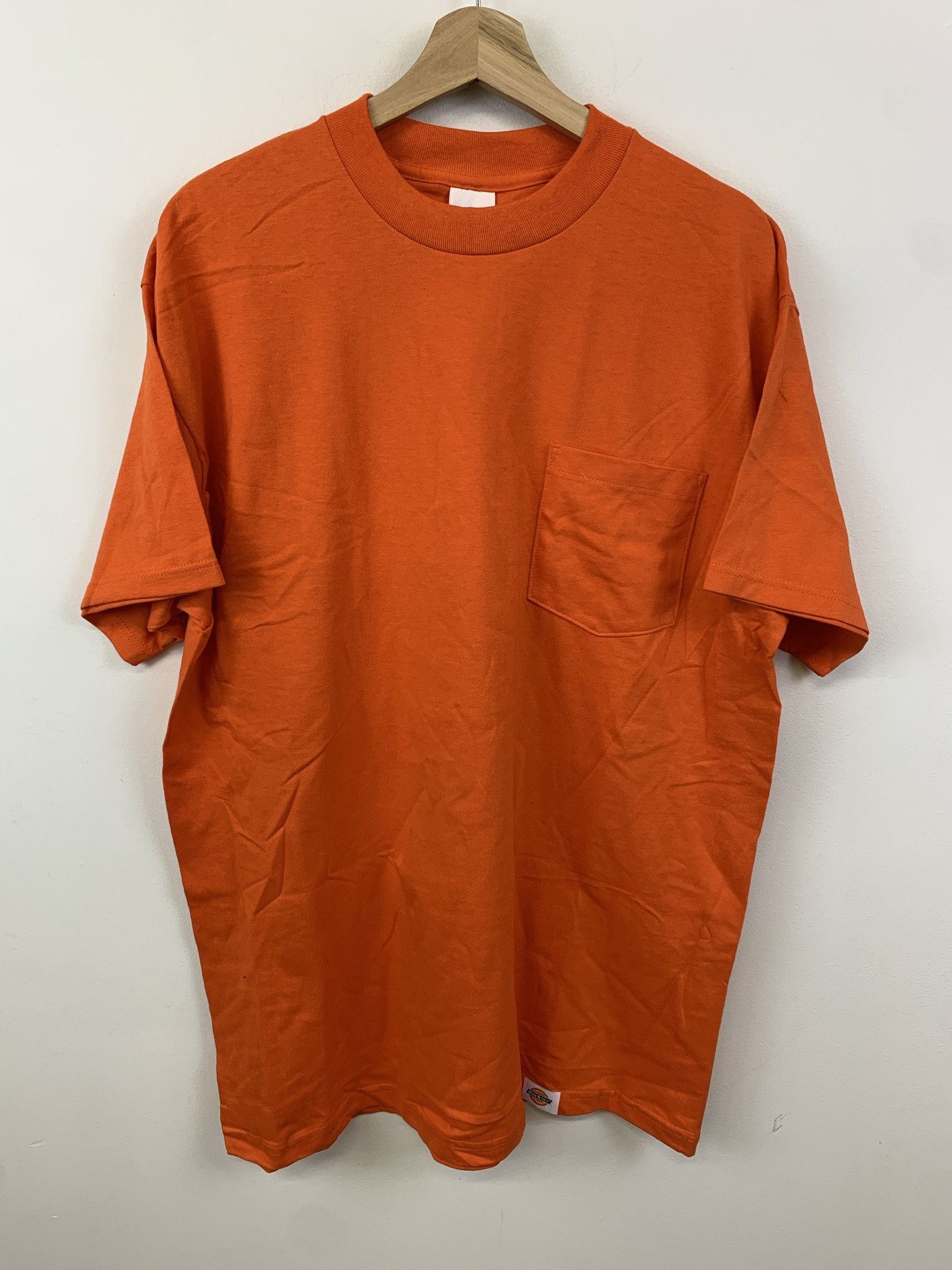Vintage Vintage Orange Pocket Tee Deadstock Dickies Orange Blank Tee Size XL Size US XL / EU 56 / 4 - 1 Thumbnail