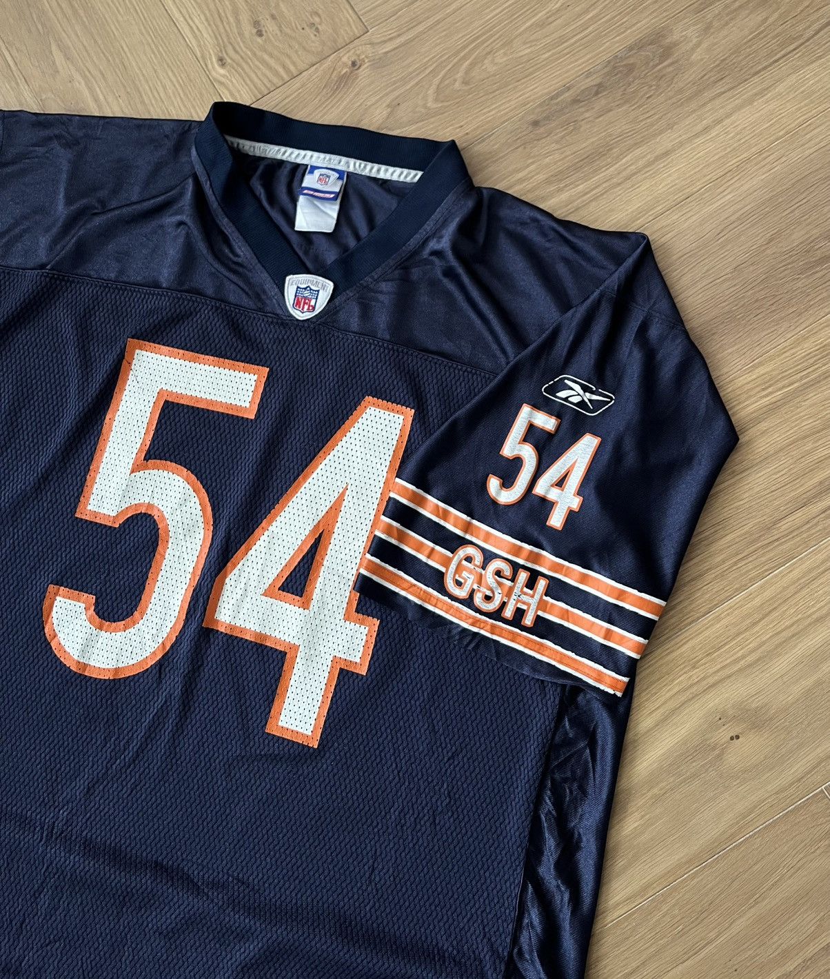 Reebok Vintage Brian Urlacher Chicago Bears #54 Reebok Home Jersey Size US XL / EU 56 / 4 - 7 Thumbnail
