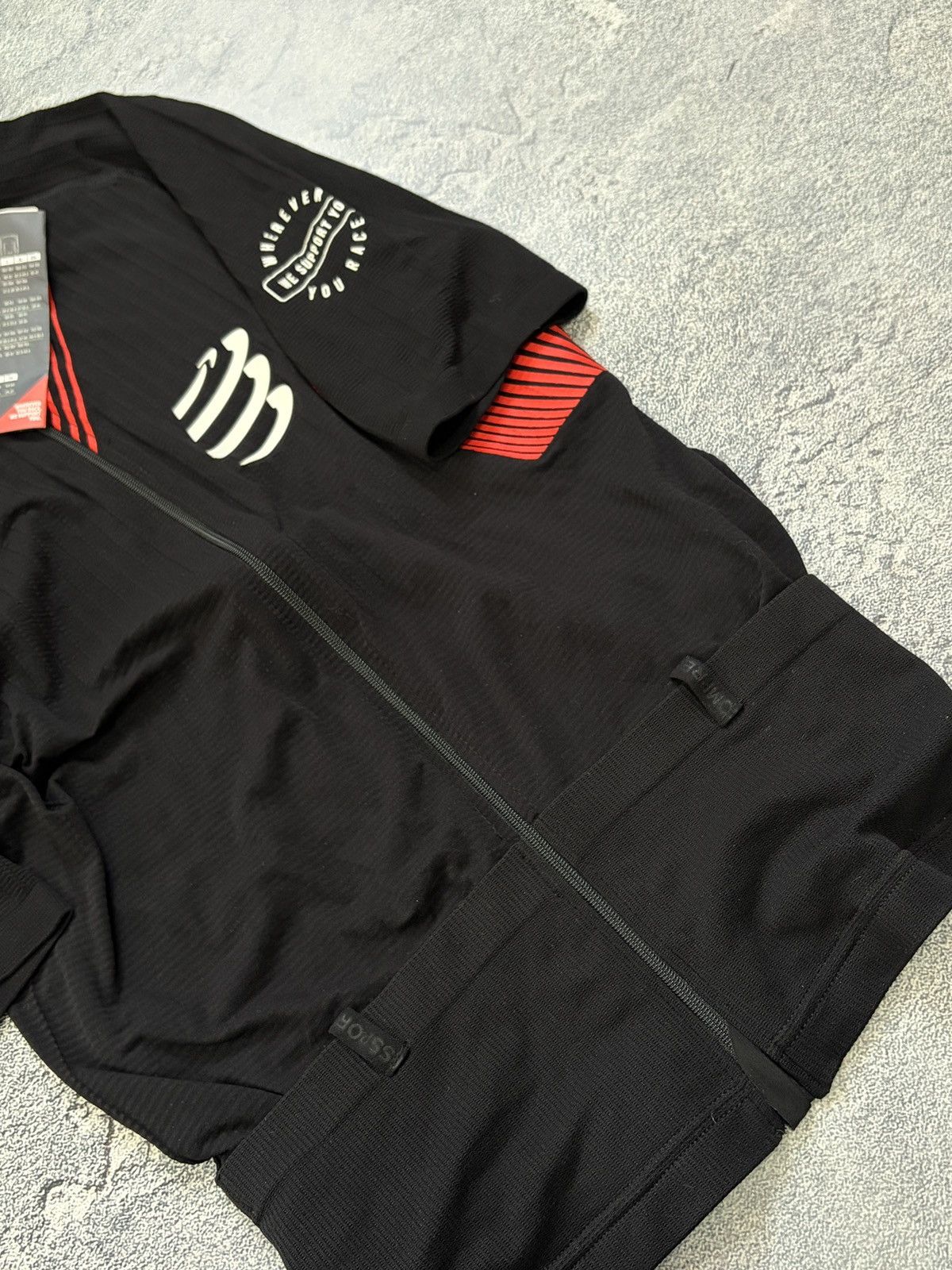 Vintage Compressport Triathlon Postural Aero SS Jersey L Black NWT Size US L / EU 52-54 / 3 - 8 Thumbnail