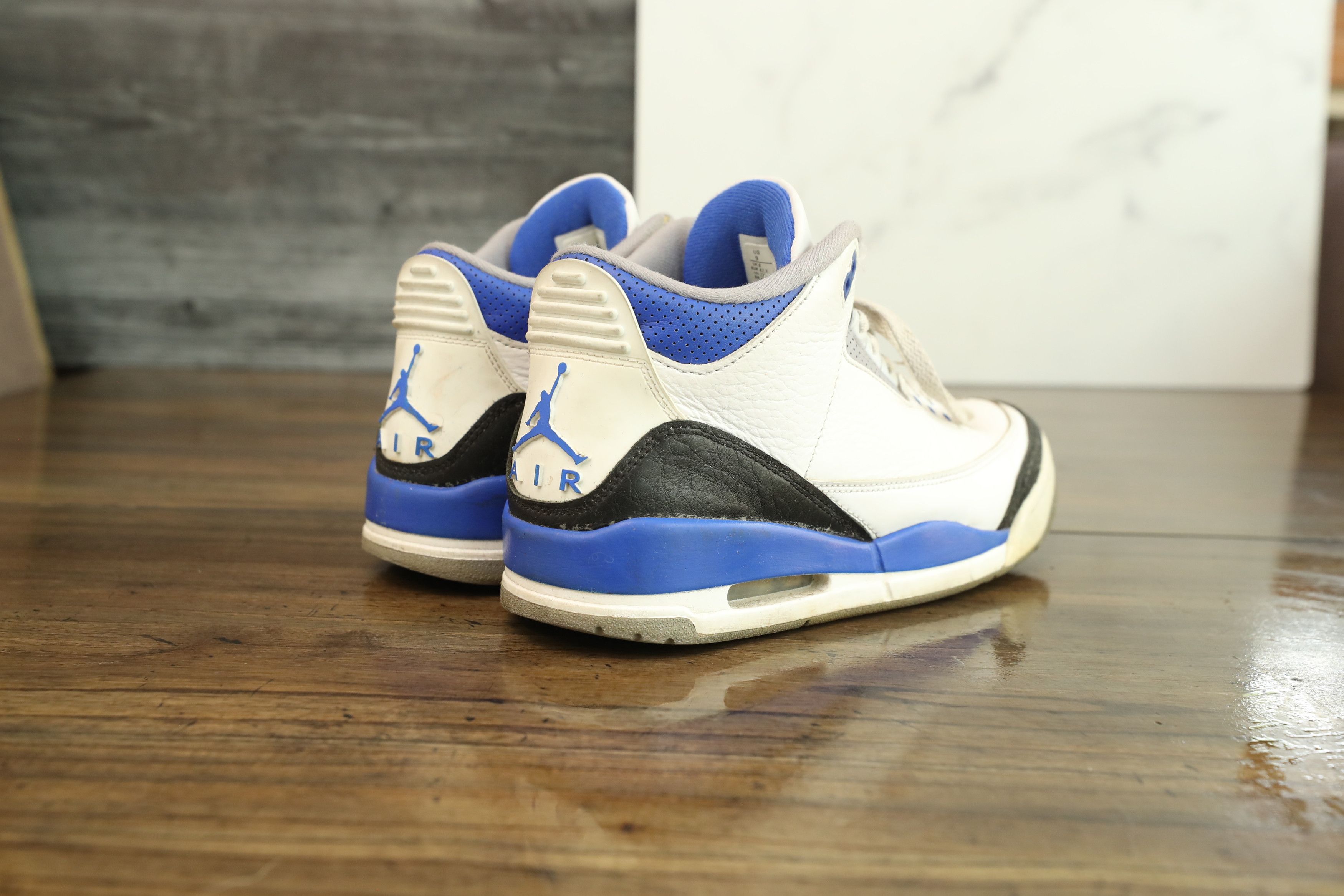 Jordan Brand Nike Air Jordan 3 Retro Racer Blue (9) Size US 9 / EU 42 - 2 Thumbnail