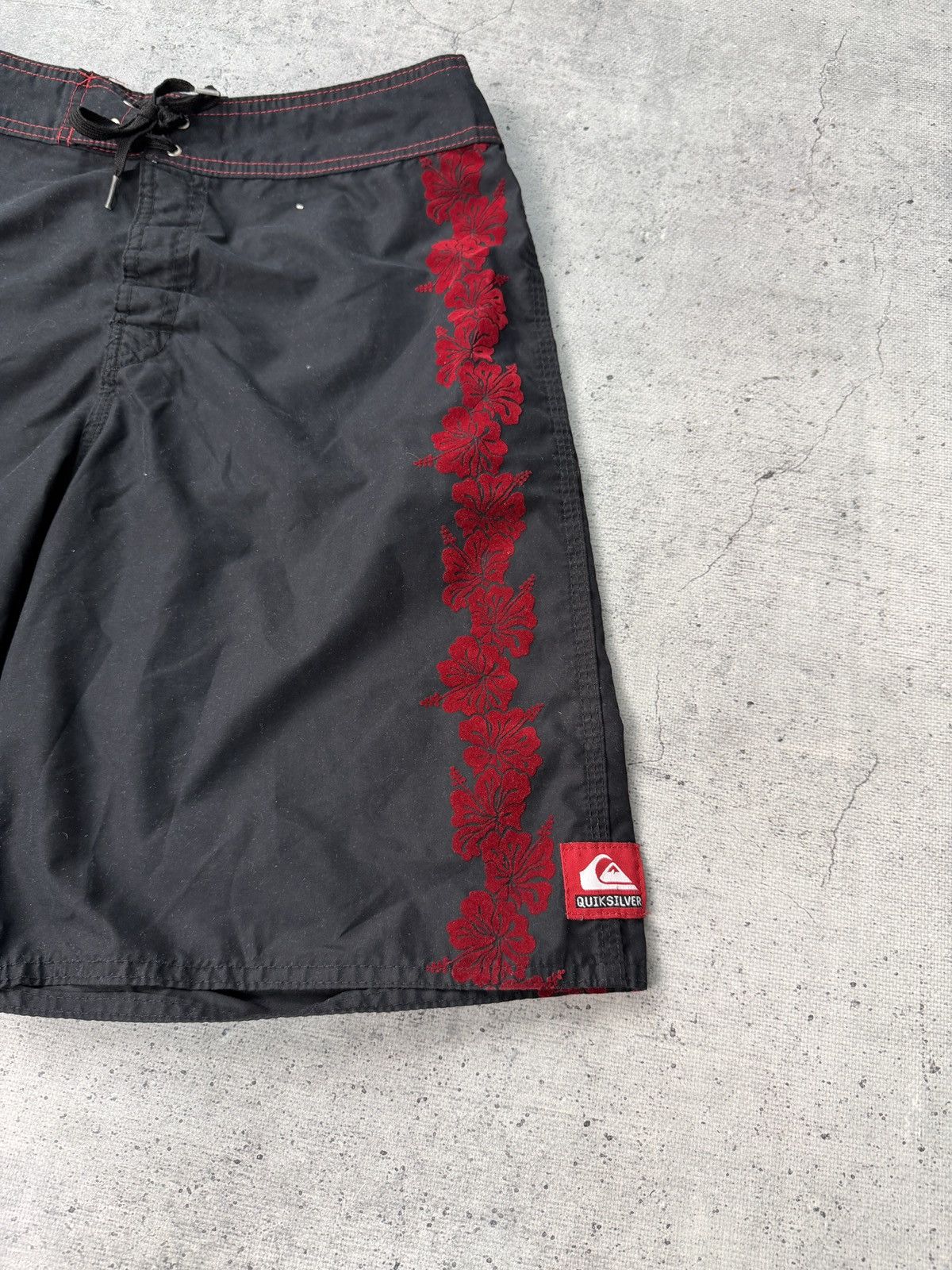 Quiksilver vintage quicksilver swim shorts, Size US 31 - 3 Thumbnail