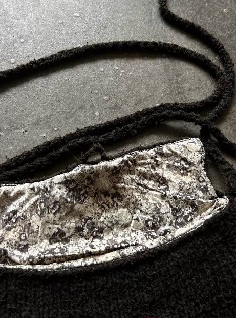 Number (N)ine Number (N)ine 2003 Distressed Knit Shoulder Bag Archive Size ONE SIZE - 4 Thumbnail