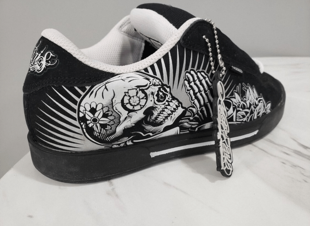 Osiris deadstock osiris chicano graffik sk8 shoes Size US 8.5 / EU 41-42 - 2 Thumbnail