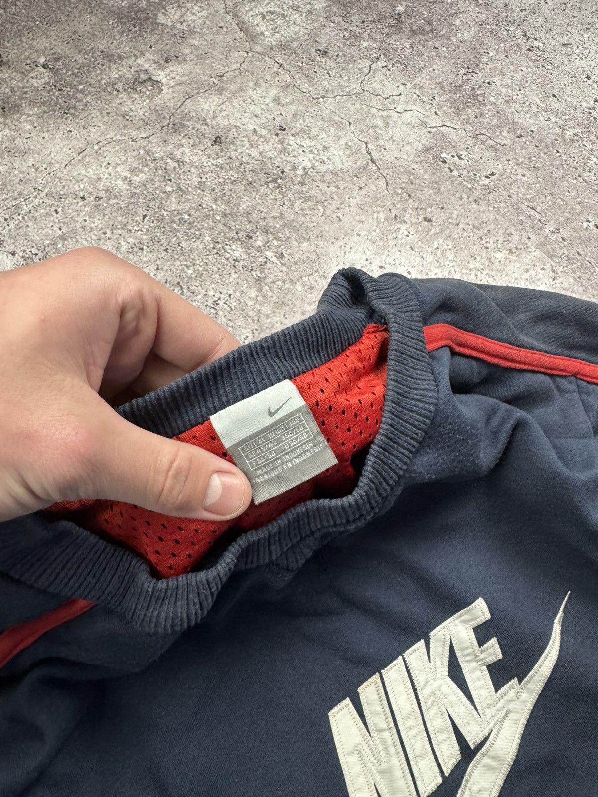 Nike Rare! Vintage Nike Big Logo Sweatshirt 90s Y2K Embroidered Size US XL / EU 56 / 4 - 6 Thumbnail