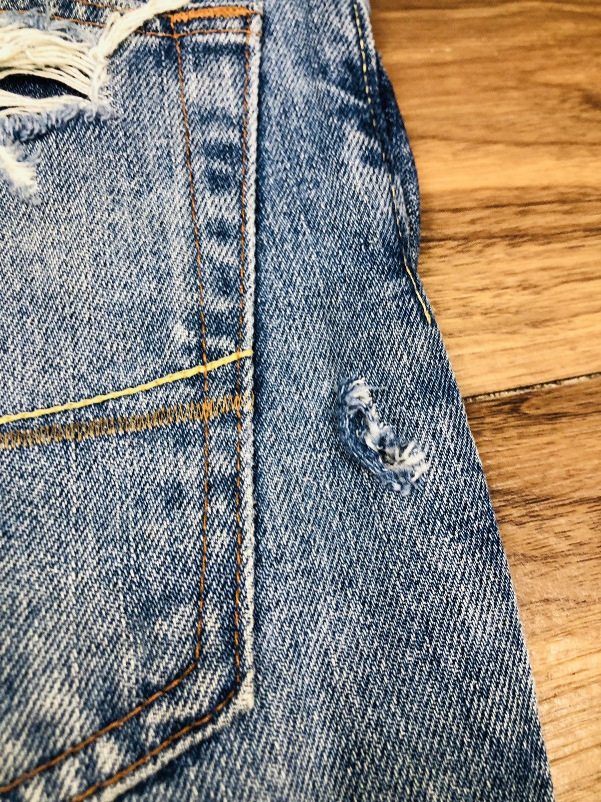 Abercrombie & Fitch Abercrombie & Fitch Distressed Jeans (33) Size US 34 / EU 50 - 25 Thumbnail