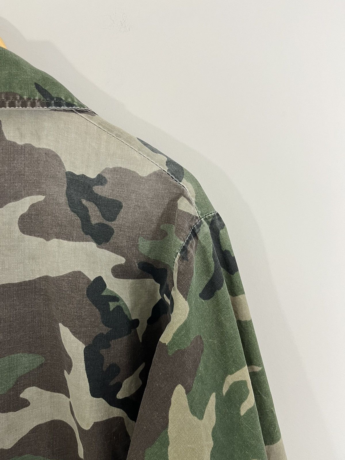 Vintage Thrashed Camo Print Military Army Overshirt Jacket Size US XL / EU 56 / 4 - 12 Thumbnail