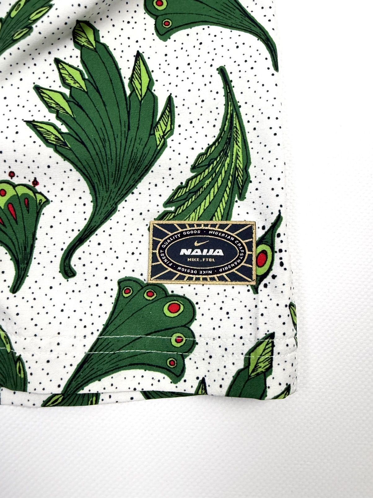 Nike RARE Nike Nigeria Naija Woven Skate Button Shirt Y2K Vintage Size US M / EU 48-50 / 2 - 11 Thumbnail