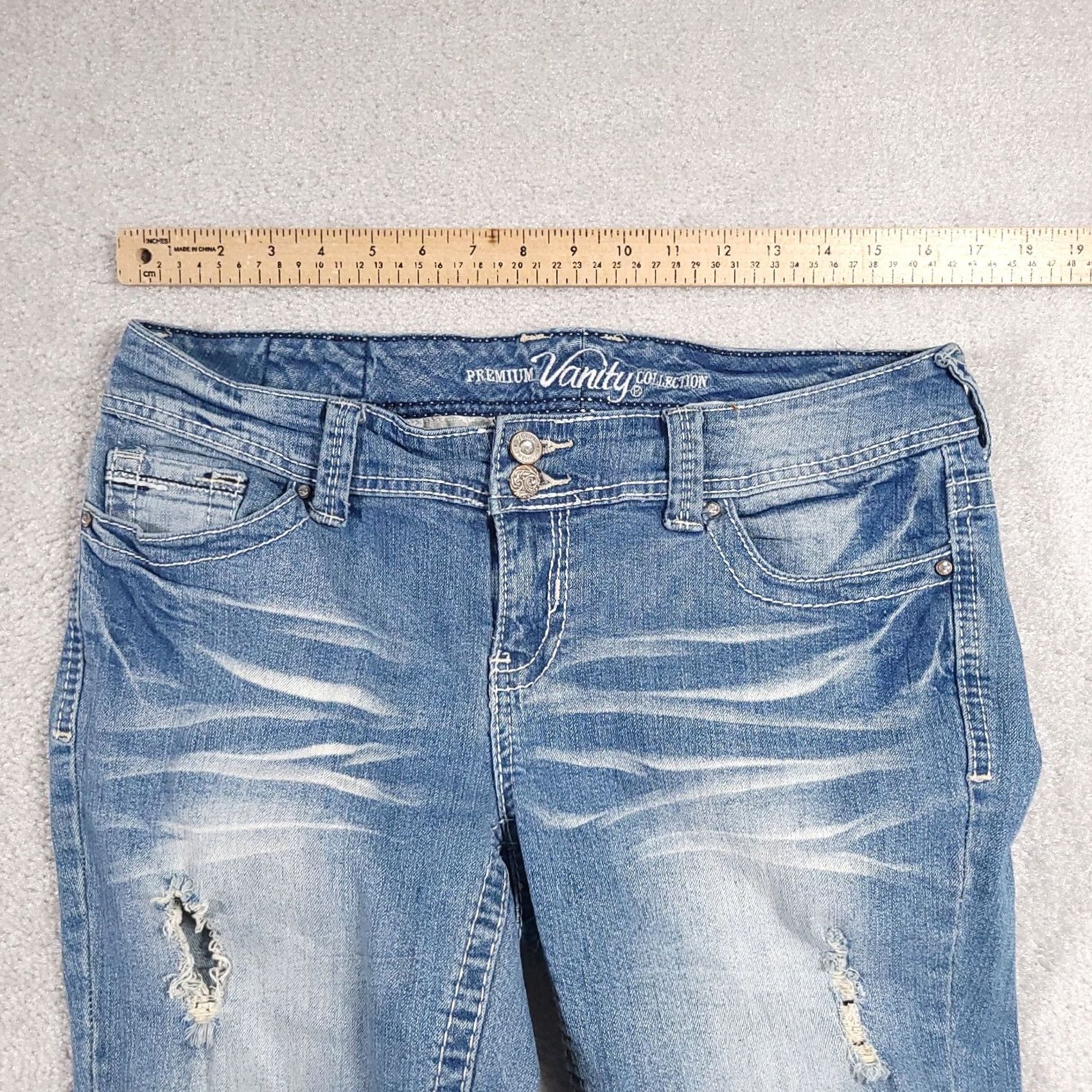Vintage Vanity Capri Jeans Women's 29 33X21.5 Double Button Premium Collection Cuffed Jeans Capris 5-Pocket Denim Blue Slim Adult Womens Size 29" - 5 Thumbnail