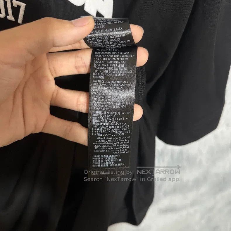Balenciaga Balenciaga Embroidered reversed letter logo short-sleeve T Size US M / EU 48-50 / 2 - 6 Thumbnail