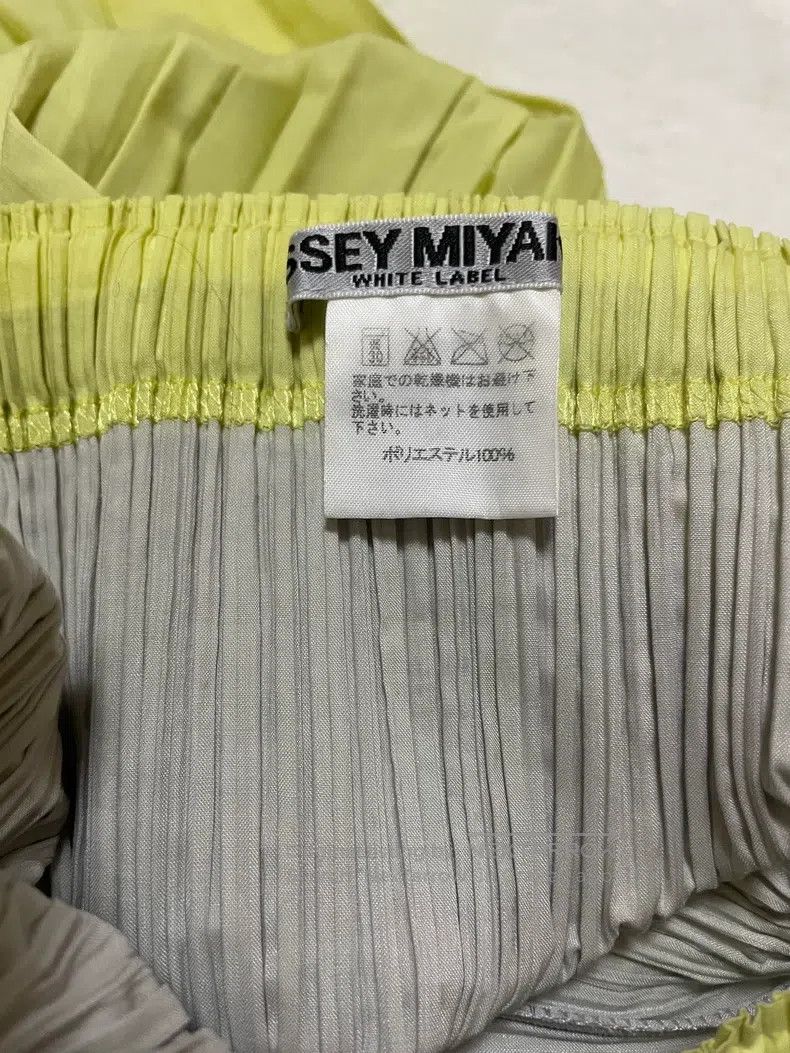 Issey Miyake Issey Miyake Double - Layer Pleated Midi Skirt Size 25" / US 0 / IT 36 - 5 Thumbnail