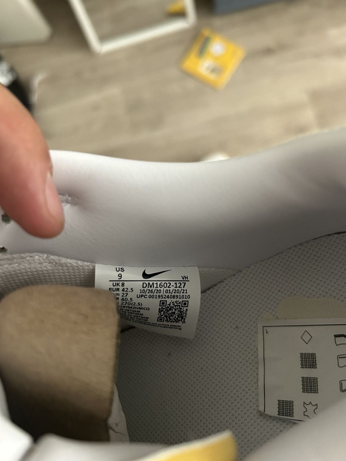 Nike × Off-White Nike Dunk x Off-White Lot 01/50 Size US 9 / EU 42 - 11 Thumbnail