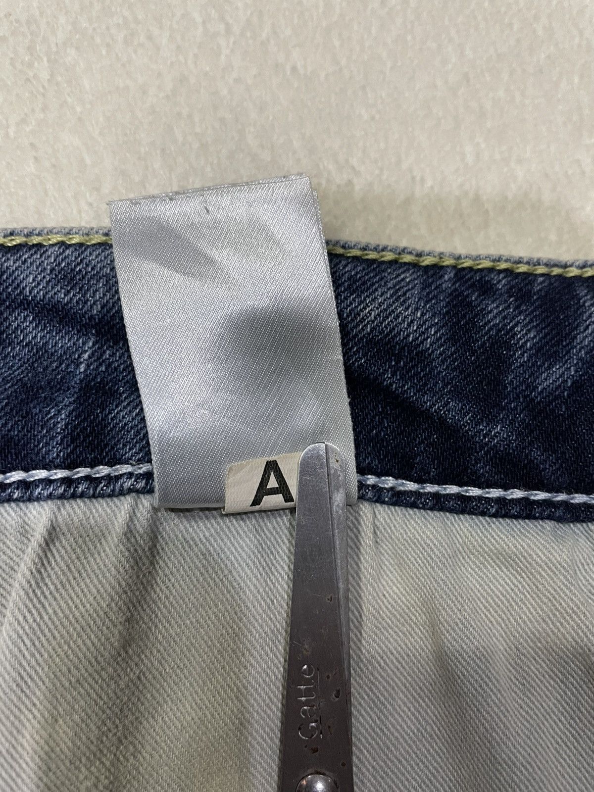 H&M Vintage H&M Denim Mudwash Faded Distress Jeans Size US 31 - 12 Thumbnail