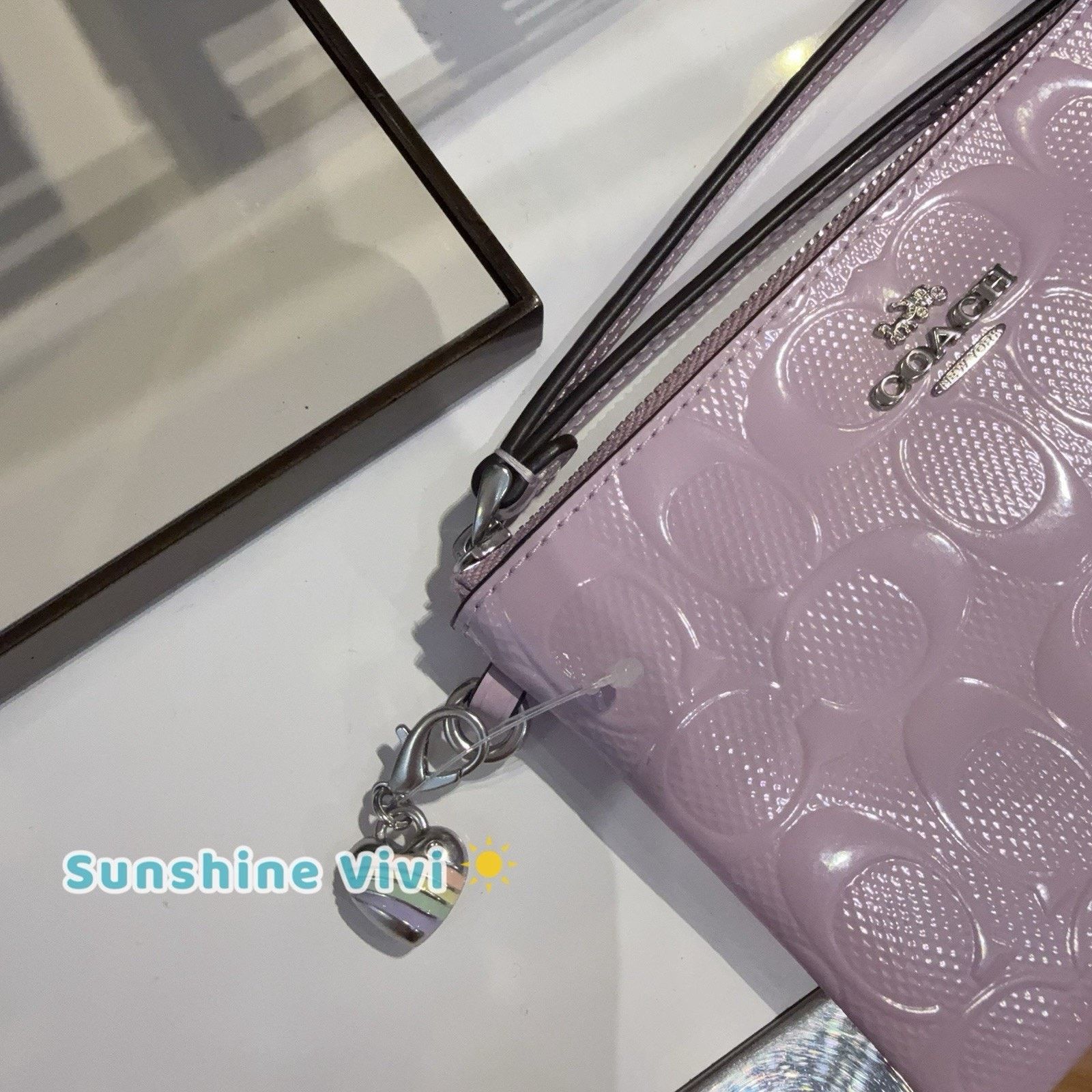 Coach NWT COACH Corner Zip Wristlet Heart Charm CDF04 Light VIOLET Size ONE SIZE - 2 Thumbnail