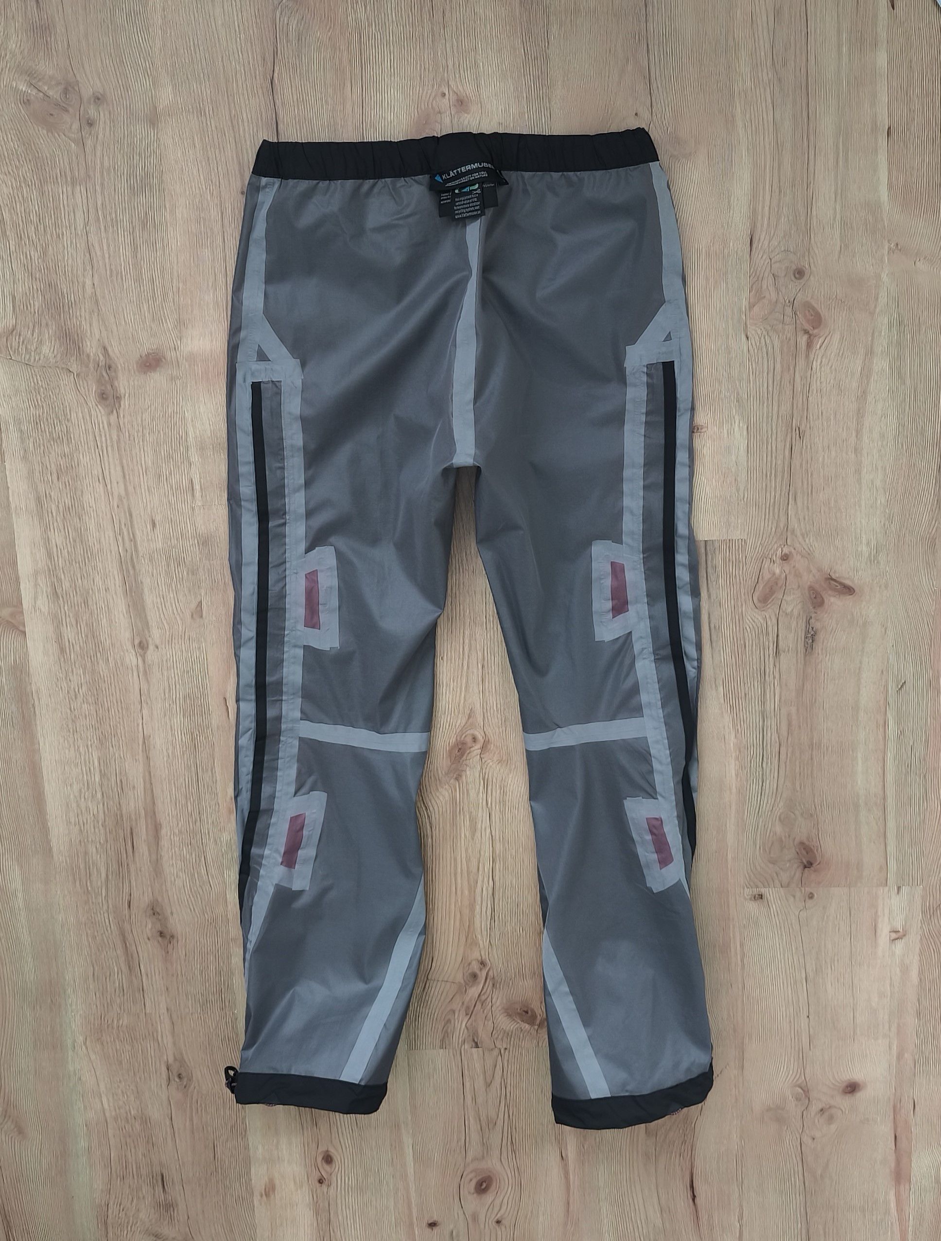 Klattermusen Klättermusen Eitre 3L Cutan Waterproof Light Mountain Pants Size 28" / US 6 / IT 42 - 7 Thumbnail