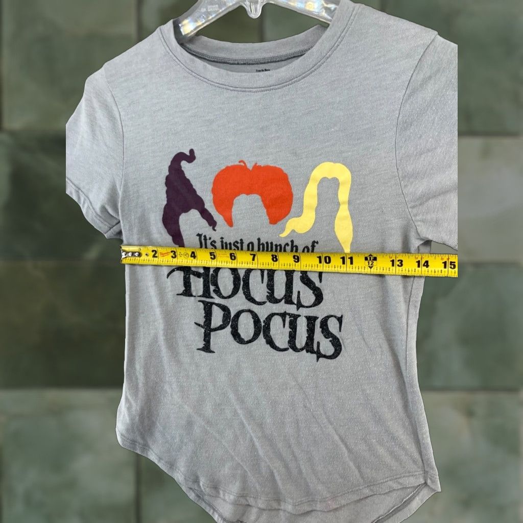 Sanders Hocus Pocus Womens TShirt Gray Small Crew Neck Short Sleeve Graphic Print Halloween Movie Shirt Womens XS-OG? Size S / US 4 / IT 40 - 1 Thumbnail