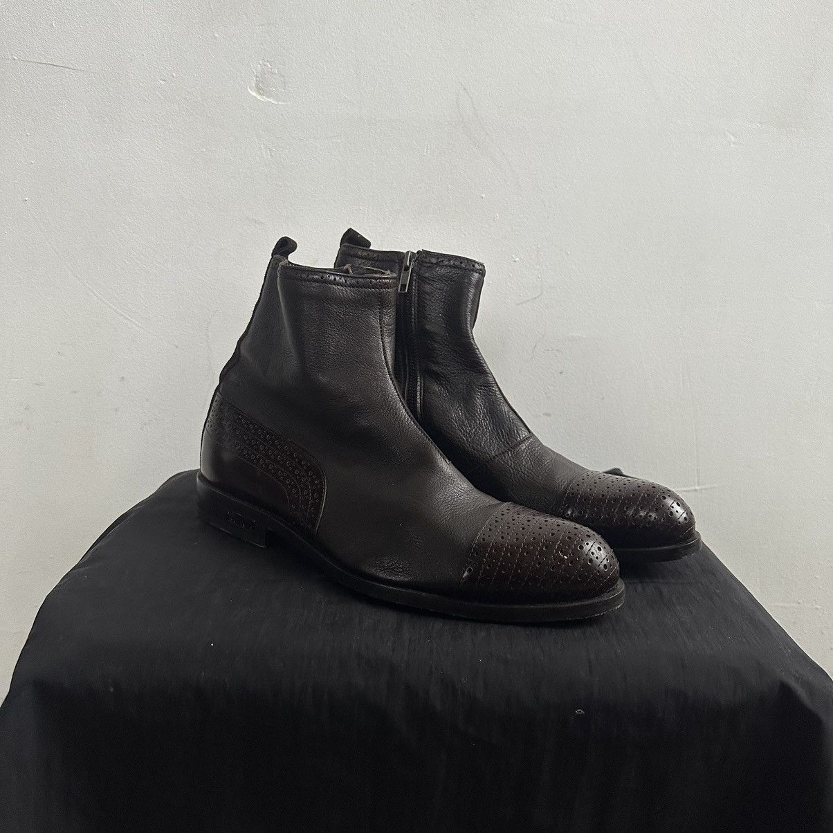 John Galliano 🌱 John Galliano Boots Black Shoes Vintage Size US 8 / EU 41 - 2 Thumbnail