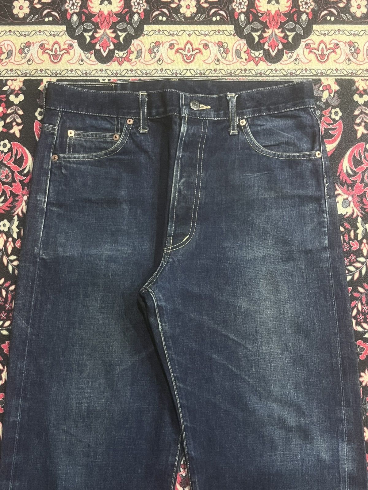Vintage Japan Brand Dark Blue Faded Washed Buckle Back Selvedge Jean Size US 33 - 4 Thumbnail