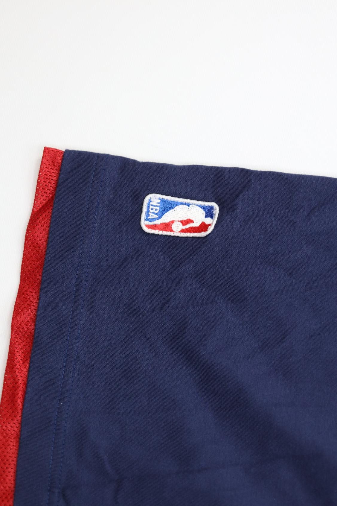 Nike Vintage 90s Y2K Nike NBA Pistons Basketball Shorts Blue Size US 30 / EU 46 - 6 Thumbnail