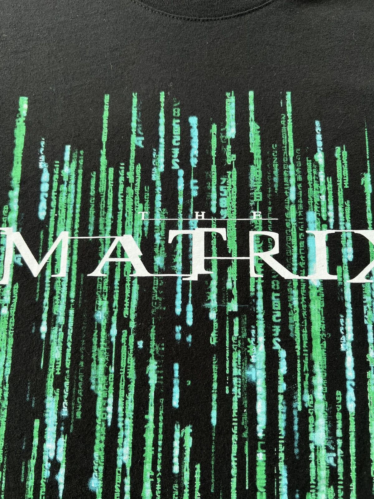 Vintage Vintage 2022 The Matrix Warner Bros Movie Black T-shirt Size US L / EU 52-54 / 3 - 5 Thumbnail