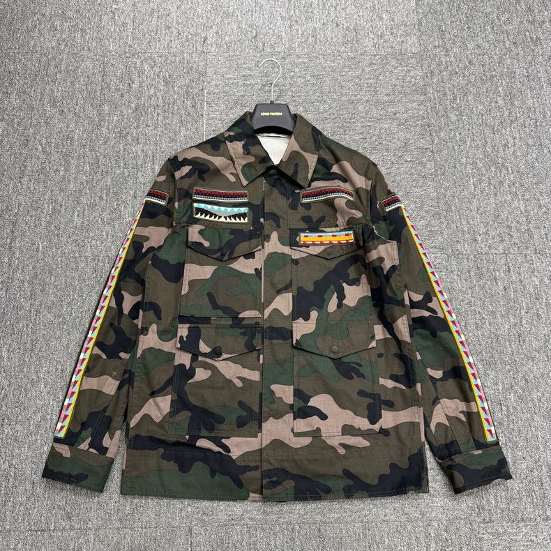 Valentino Valentino Beaded camouflage jacket Size US M / EU 48-50 / 2 - 1 Thumbnail