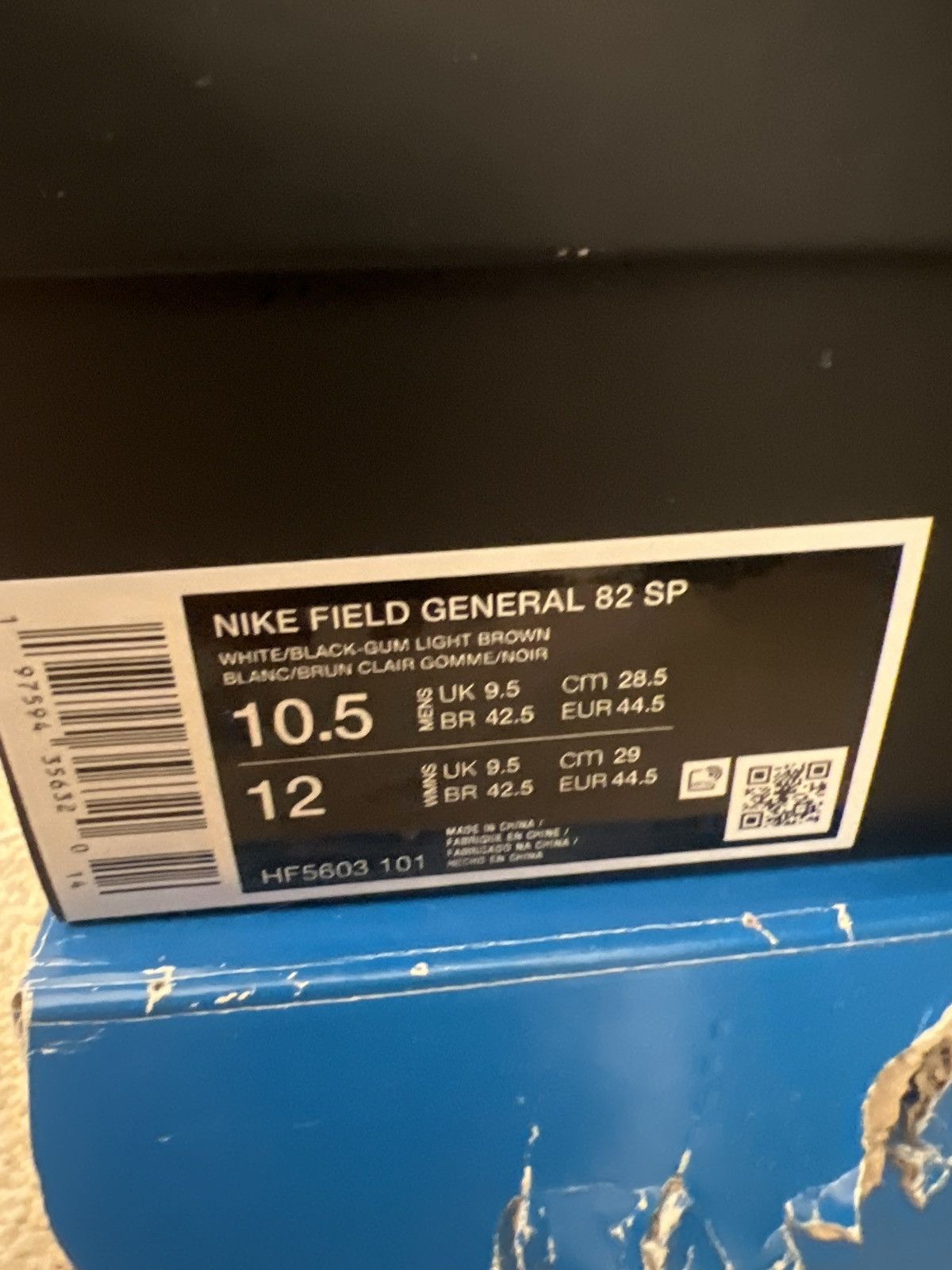 Nike Classic Nikes Size US 10.5 / EU 43-44 - 7 Thumbnail