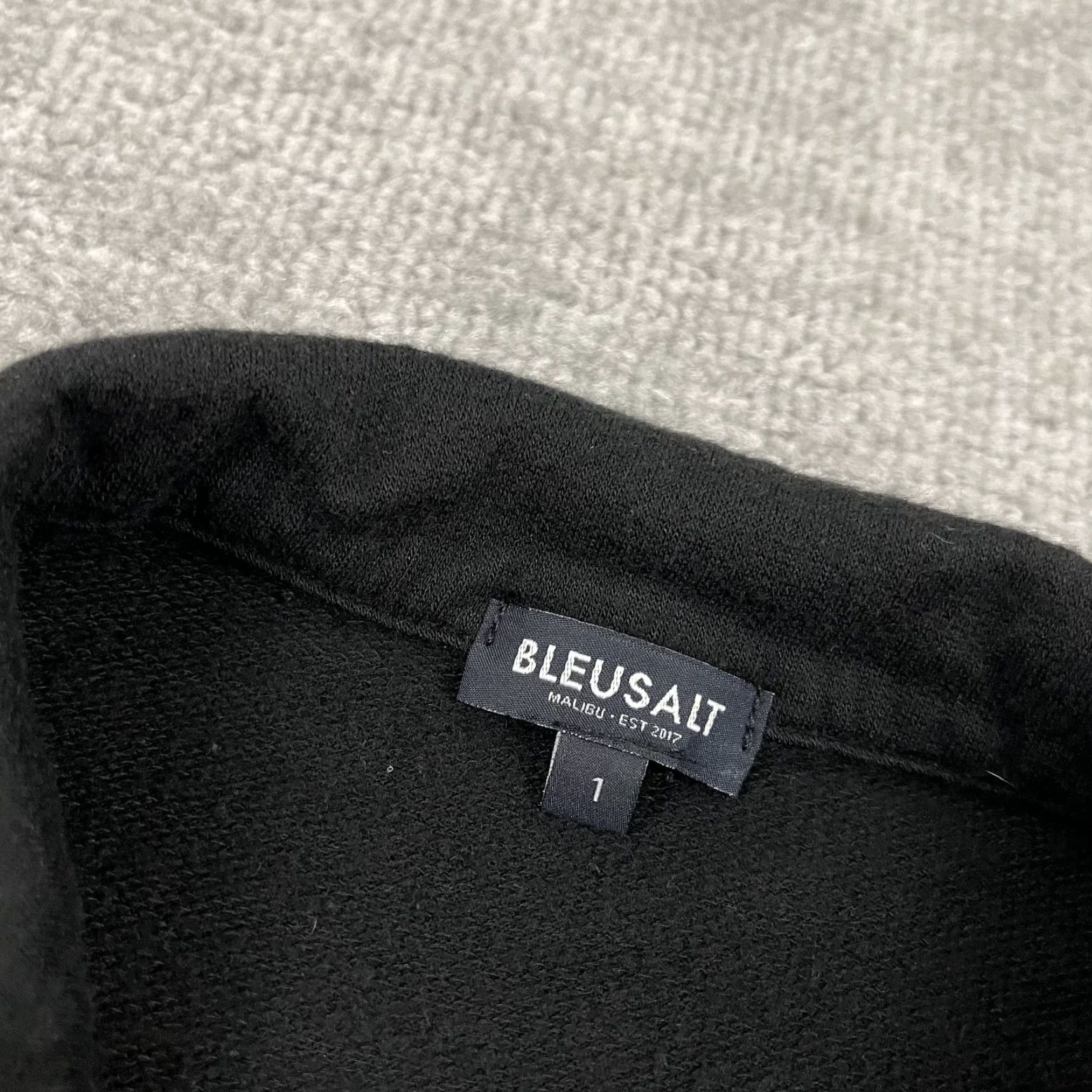 Vintage Bleusalt Cardigan Shirt Women Size 1 Fitted Black MOP Collared Button Up Pockets Size XS / US 0-2 / IT 36-38 - 2 Thumbnail