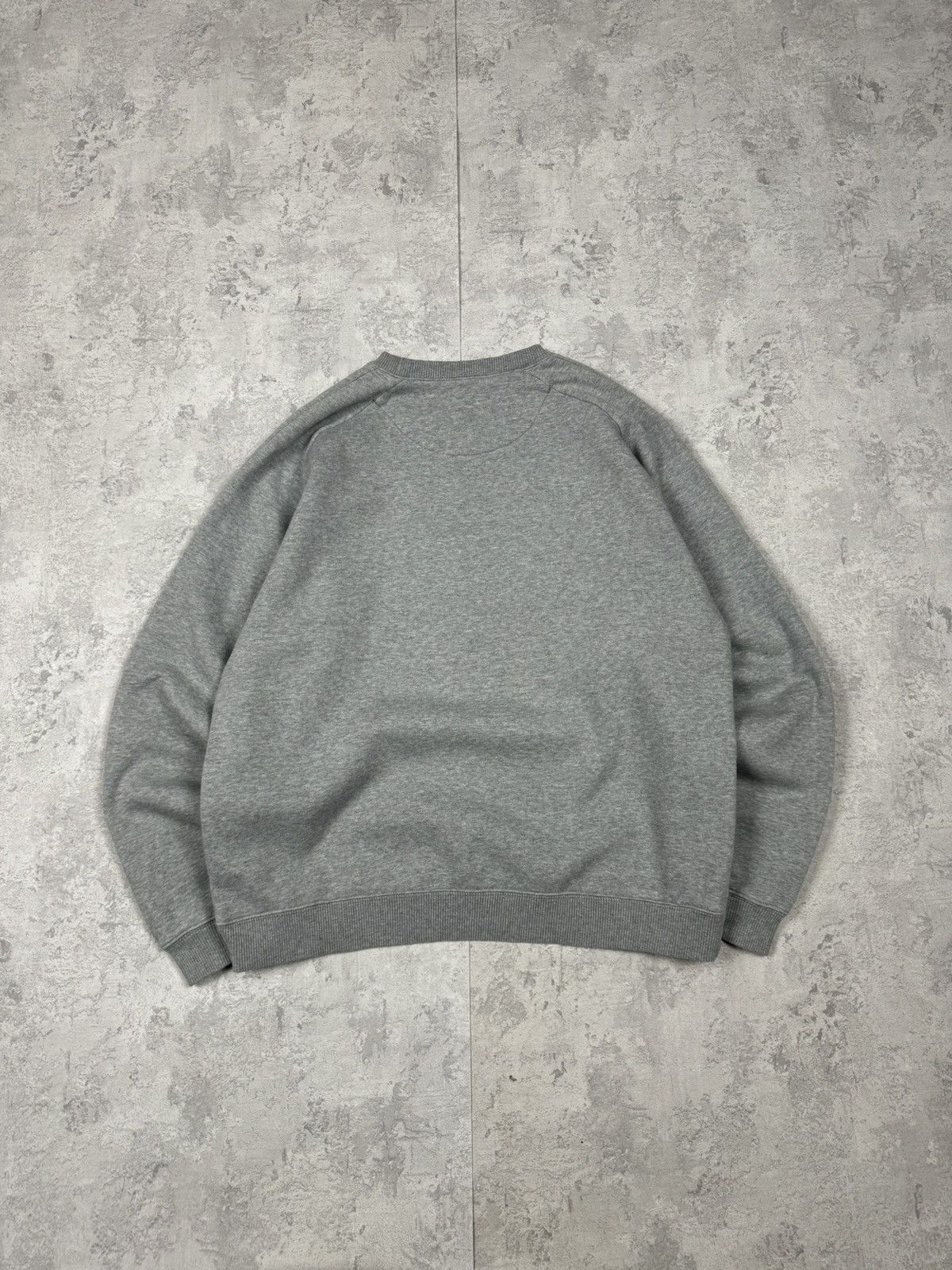 Nike Vintage Nike Y2K Sweatshirt Big Logo Size M Size US M / EU 48-50 / 2 - 7 Thumbnail
