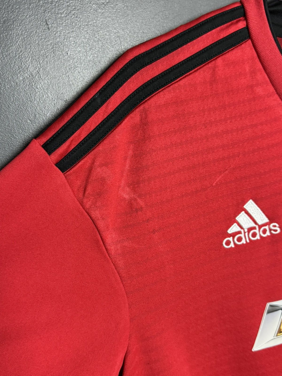 Adidas Manchester United 18/19 Home Football Jersey T-Shirt Size US M / EU 48-50 / 2 - 5 Thumbnail