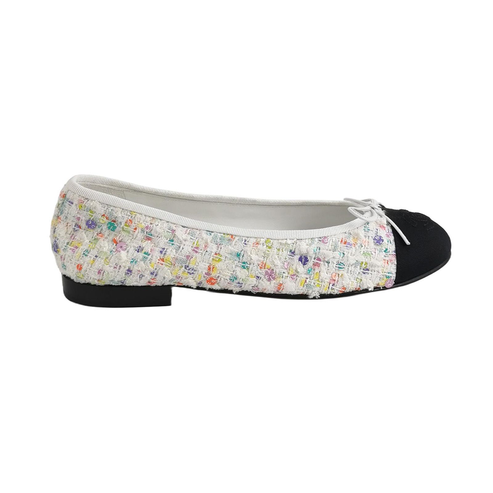 Chanel Chanel Women 6 Flats Size US 6 / IT 36 - 1 Thumbnail