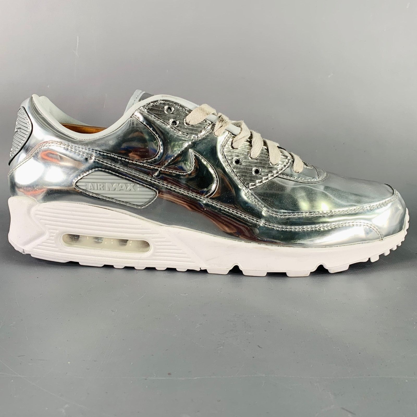 Nike NIKE Size 15.5 Silver Metallic Low Top Sneakers Size US 15 / EU 48 - 2 Thumbnail
