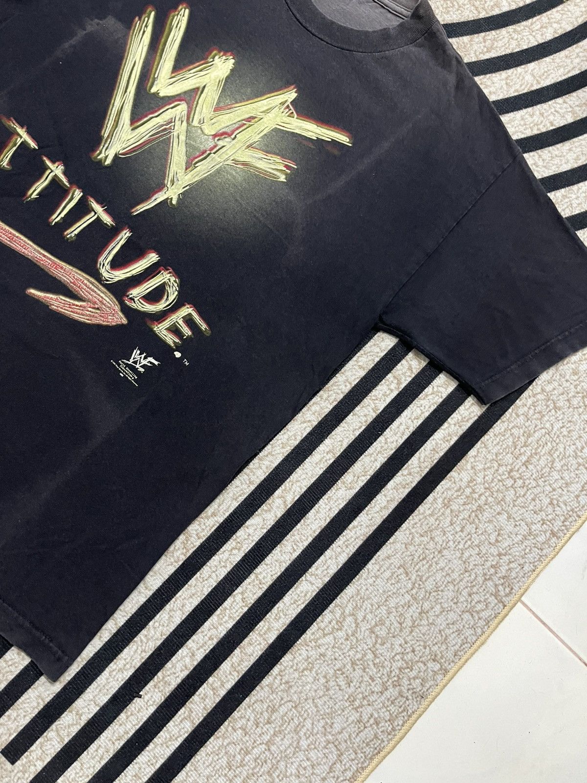 Vintage VINTAGE 1999 WWF ATTITUDE “COME GET SOME” SUN FADED TEES Size US L / EU 52-54 / 3 - 4 Thumbnail