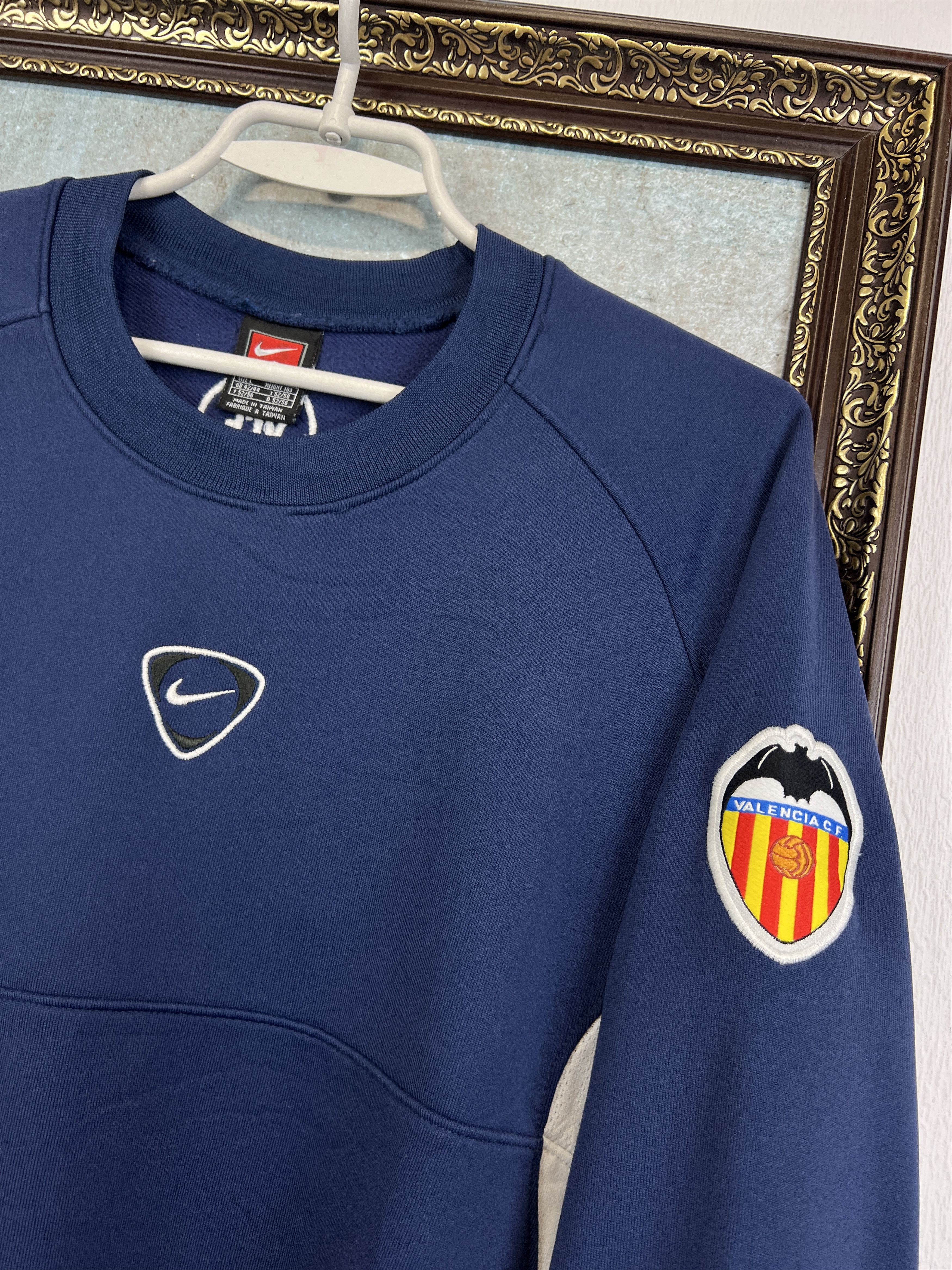 Nike Vintage Valencia Football Train Sweatshirt Soccer Crewneck Size US L / EU 52-54 / 3 - 3 Thumbnail