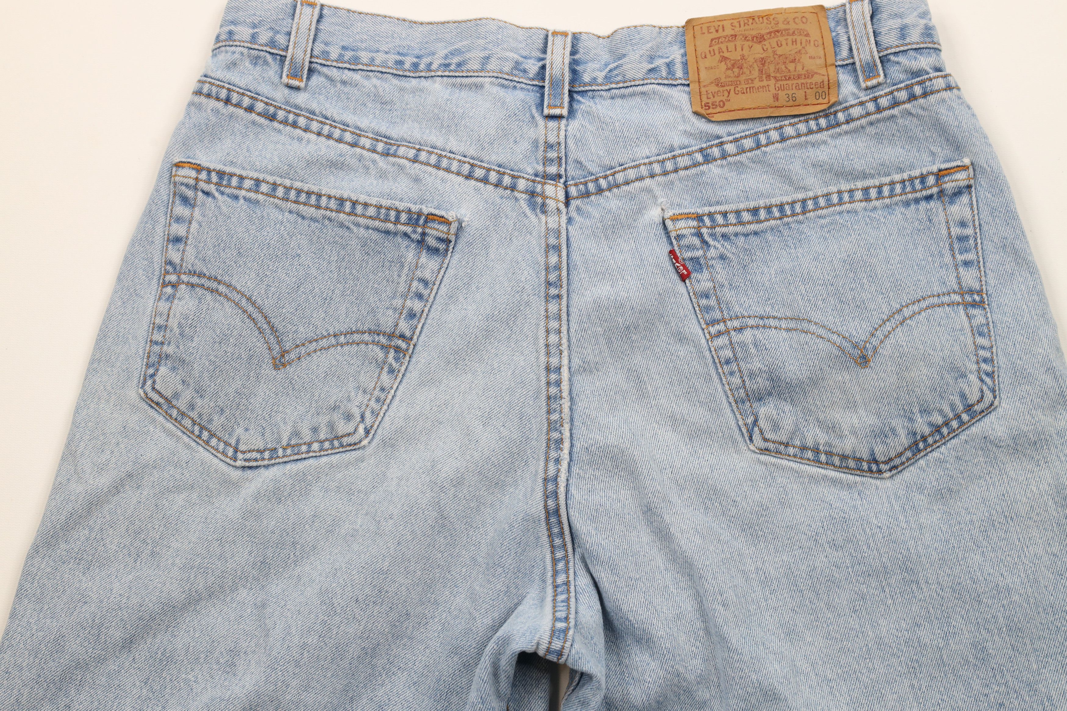 Levi's × Vintage Vintage Y2K 2000 Levis 550 Fit Denim Shorts Jorts USA Size US 34 / EU 50 - 12 Thumbnail