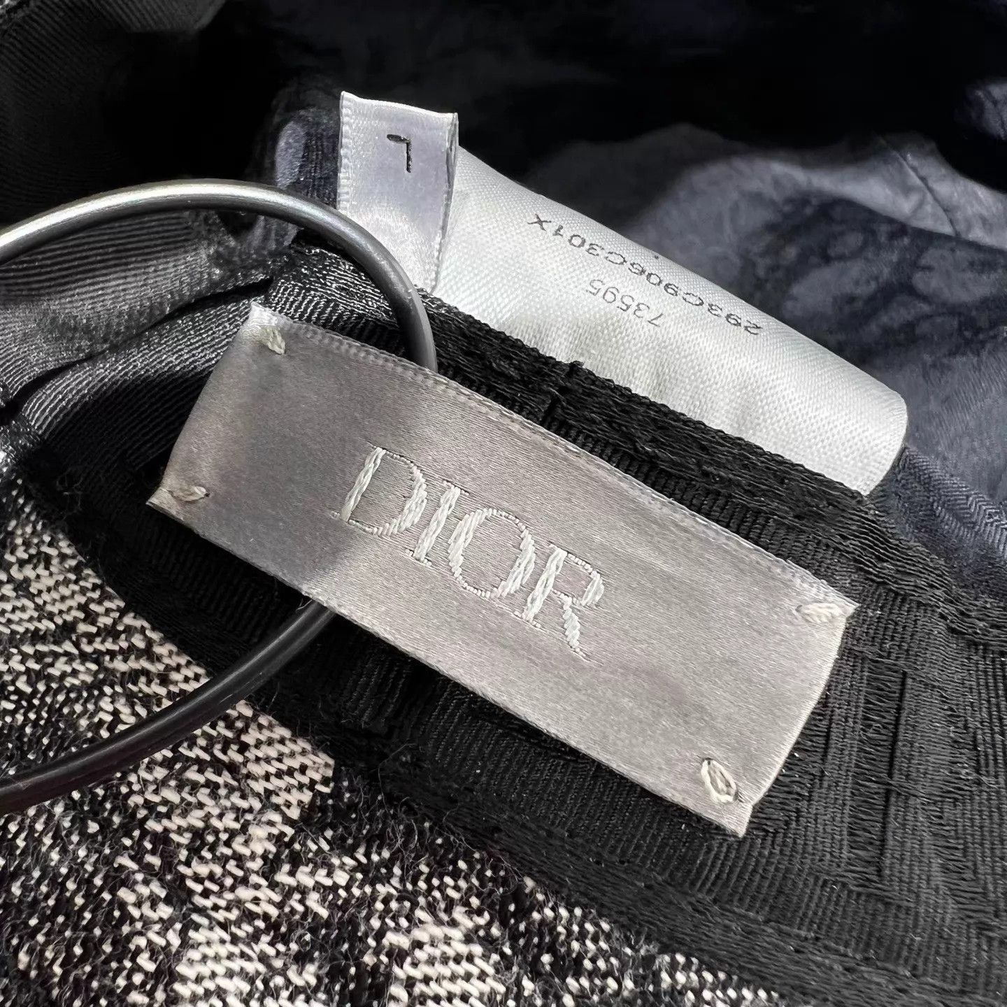 Dior DIOR Gray White Pattern Bucket Hat L 99 Size ONE SIZE - 4 Thumbnail