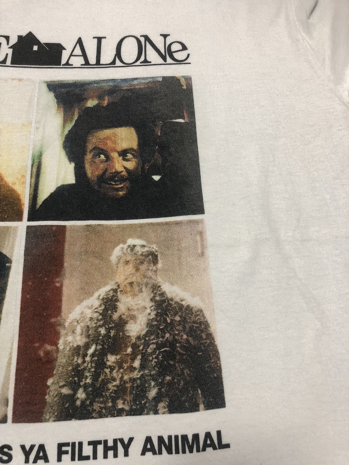 Vintage Home Alone Movie Promo Tshirt Size US XL / EU 56 / 4 - 9 Thumbnail