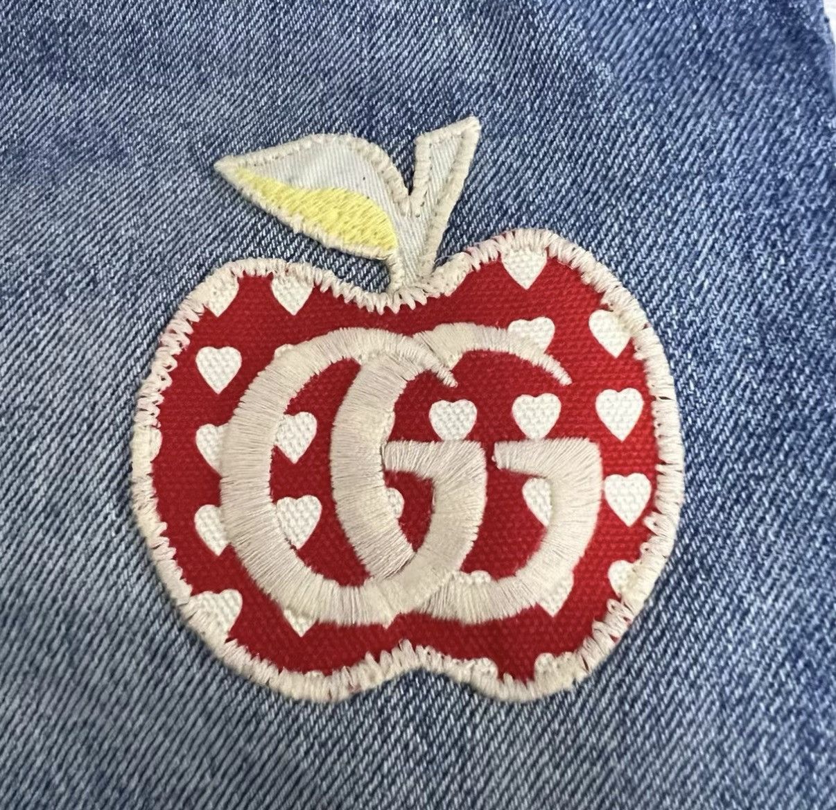 Gucci Gucci Apple Letter Embroidered Logo Shorts J41 Size 24" / US 00 / IT 34 - 3 Thumbnail