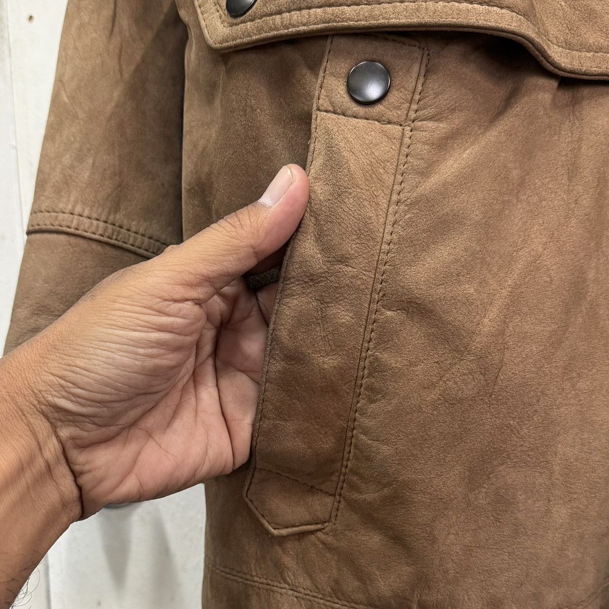 Vintage VTG Brown Leather Jacket Minimal Coat Italian Style Cowhide Size US M / EU 48-50 / 2 - 4 Thumbnail