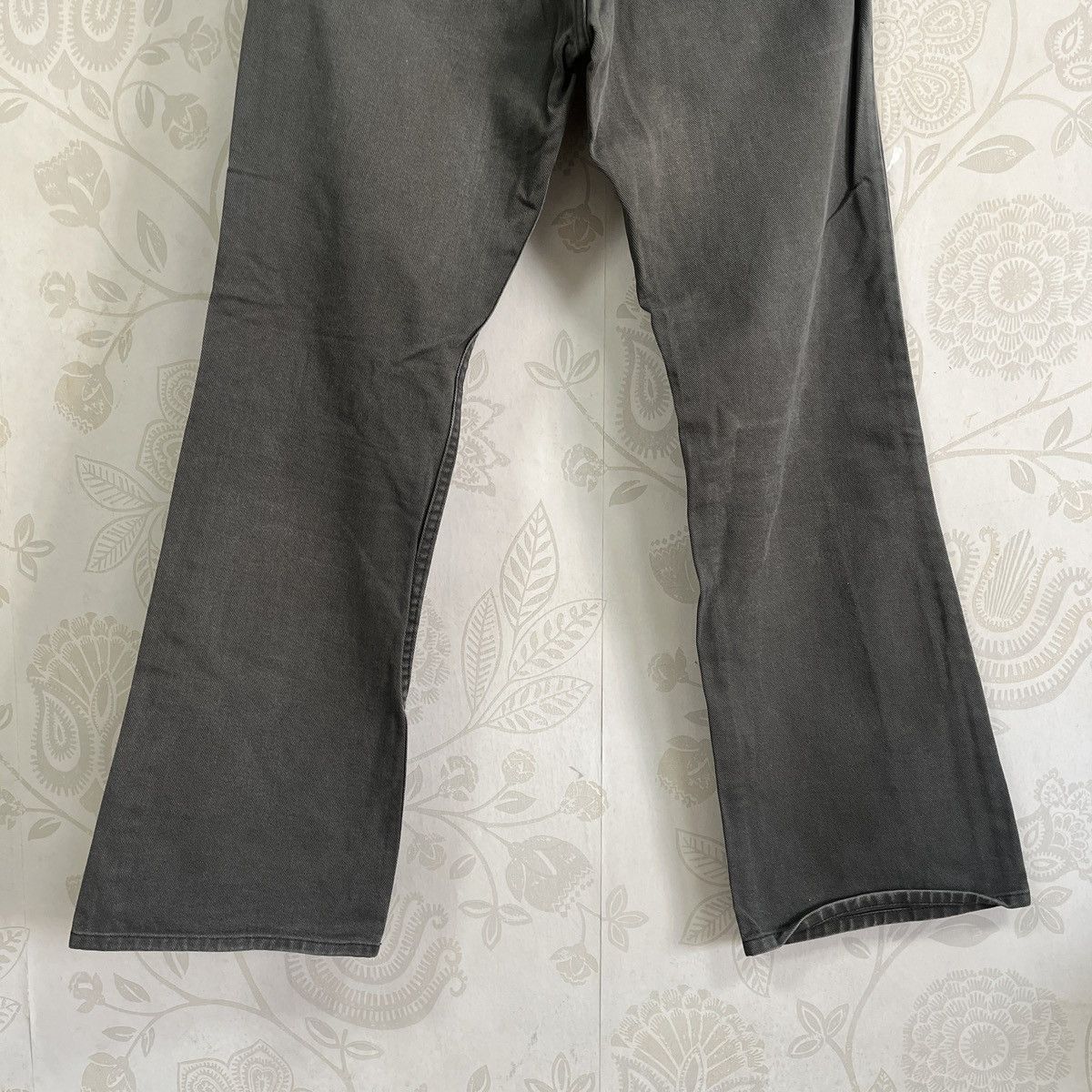 Levi's × Levi's Vintage Clothing Faded Vintage Flare Levis 517 Boot Leg Size US 32 / EU 48 - 13 Thumbnail